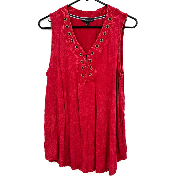 Signature Studio size XL v neck red tank‎ top blouse top shirt grommet detail - Picture 1 of 4